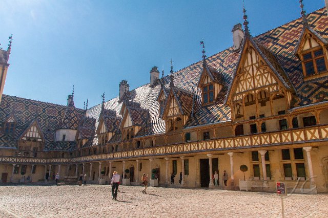 0586 Beaune.jpg - SONY DSC